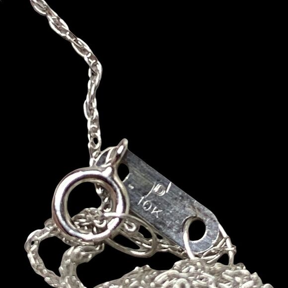10k gold genuine 6 diamond pendant 16” chain marked yesterday today tomorrow - Picture 5 of 11
